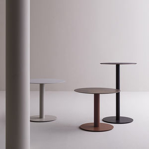 base de mesa de acero