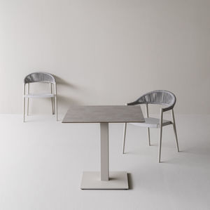 base de mesa de acero