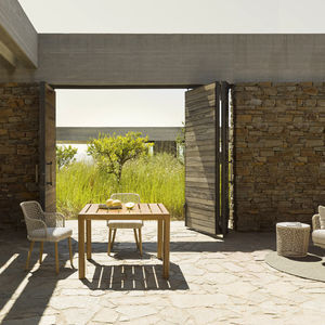 mesa de comedor contemporánea