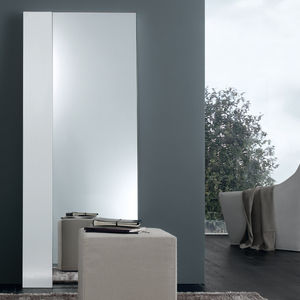 espejo de pared / de pie / para dormitorio / moderno