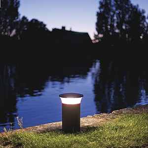 bolardo de iluminación urbano