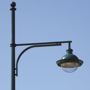 farola urbana