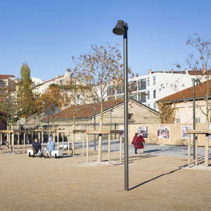 mástil de iluminación