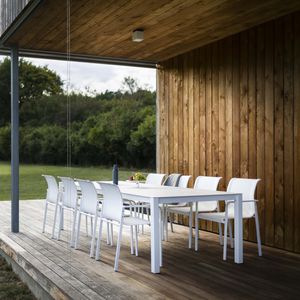 mesa contemporánea