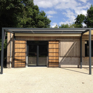 pérgola adosada