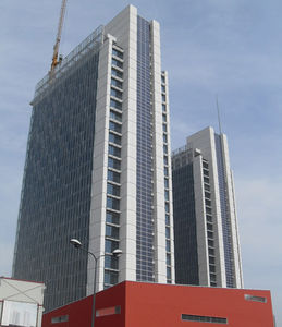 muro cortina de paneles