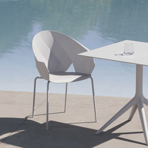 silla contemporánea
