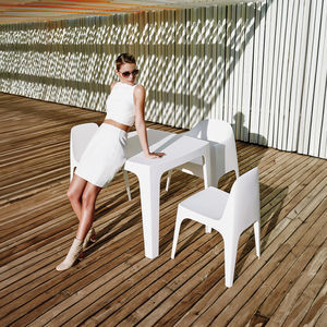 silla de jardín contemporánea
