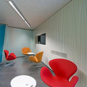 panel acústico para interiores / de madera / perforado / para el sector servicios