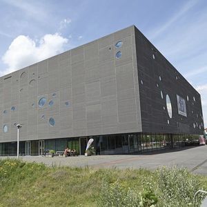 celosía con lamas de aluminio