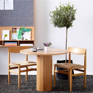 mesa contemporánea