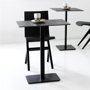 mesa contemporánea