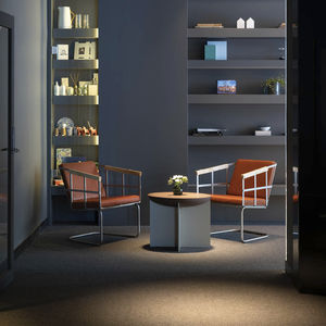 sillón de diseño escandinavo