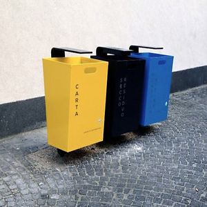 cubo de basura público / de chapa de acero / con cenicero integrado / moderno
