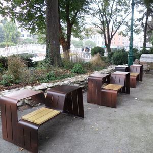 banco público contemporáneo