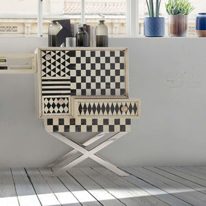 consola de diseño original