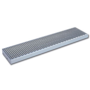 escalón de metal