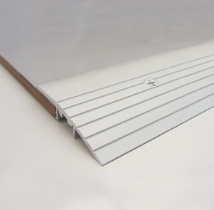 perfil de transición de aluminio
