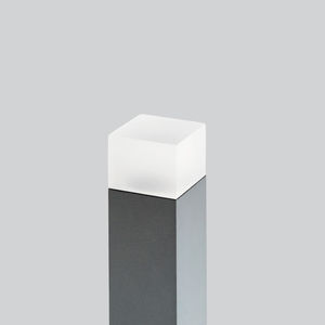 bolardo de iluminación para uso residencial