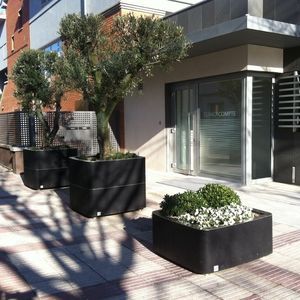 jardinera de hormigón