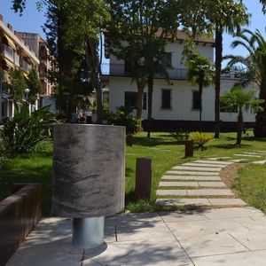 cubo de basura público
