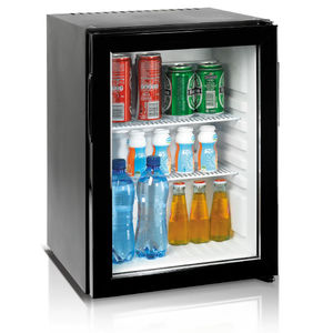 minibar bajo encimera