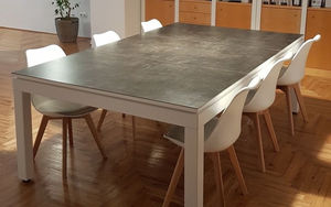 mesa de billar contemporánea