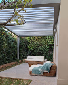 pérgola adosada