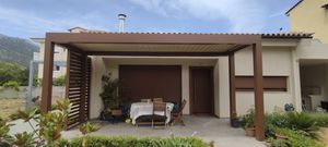 pérgola adosada