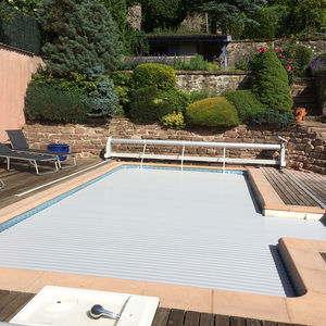 cubierta para piscina de láminas
