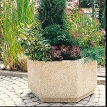jardinera de piedra / hexagonal / contemporánea / para espacio público