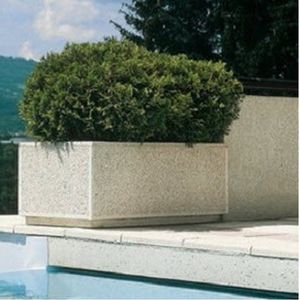 jardinera de piedra / rectangular / contemporánea / para espacio público