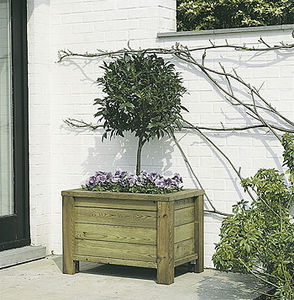 jardinera de madera