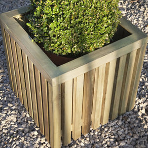 jardinera de madera