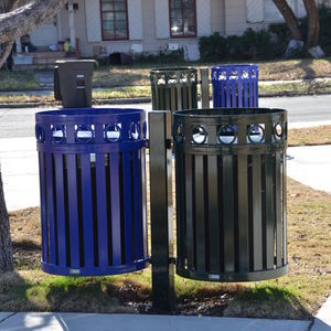 cubo de basura público