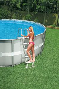 escalera para piscina para uso residencial