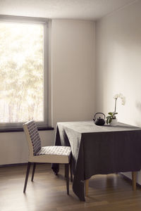 silla contemporánea