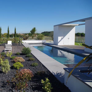 borde de piscina de hormigón