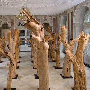 escultura de madera