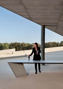 mesa contemporánea