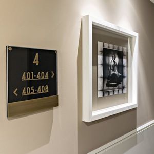 placa de señalización de pared
