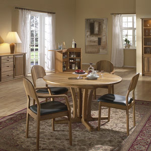 silla de comedor de diseño escandinavo