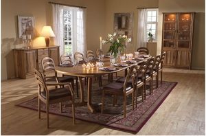 mesa de comedor de diseño escandinavo