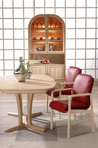 silla de comedor de diseño escandinavo