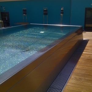 piscina sobre suelo