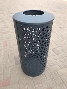 cubo de basura público