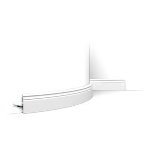 zócalo blanco