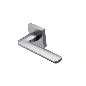 tirador de puerta