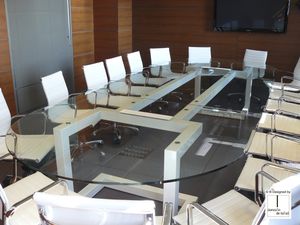 mesa de conferencia contemporánea