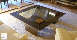mesa de centro moderna / de vidrio / cuadrada / de interior